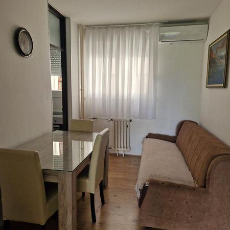 Ferienwohnung Esperanto Vranje Exterior foto